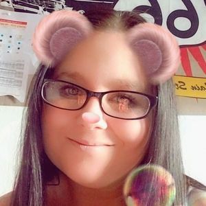 Meet your Posher, Alisa